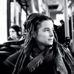 Amanda Lind är riksvalberedningens förslag till posten som partisekreterare för Miljöpartiet. De närmaste dagarna kommer de övriga nominerade, cirka tio stycken, bestämma om de vill hoppa av eller stå kvar som kandidater. Den 13 maj utser partistämman vem det blir.