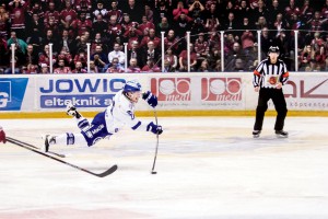 Lasse Näsströms bild på Brock Montpetits avgörande mellan Modo och Leksand.