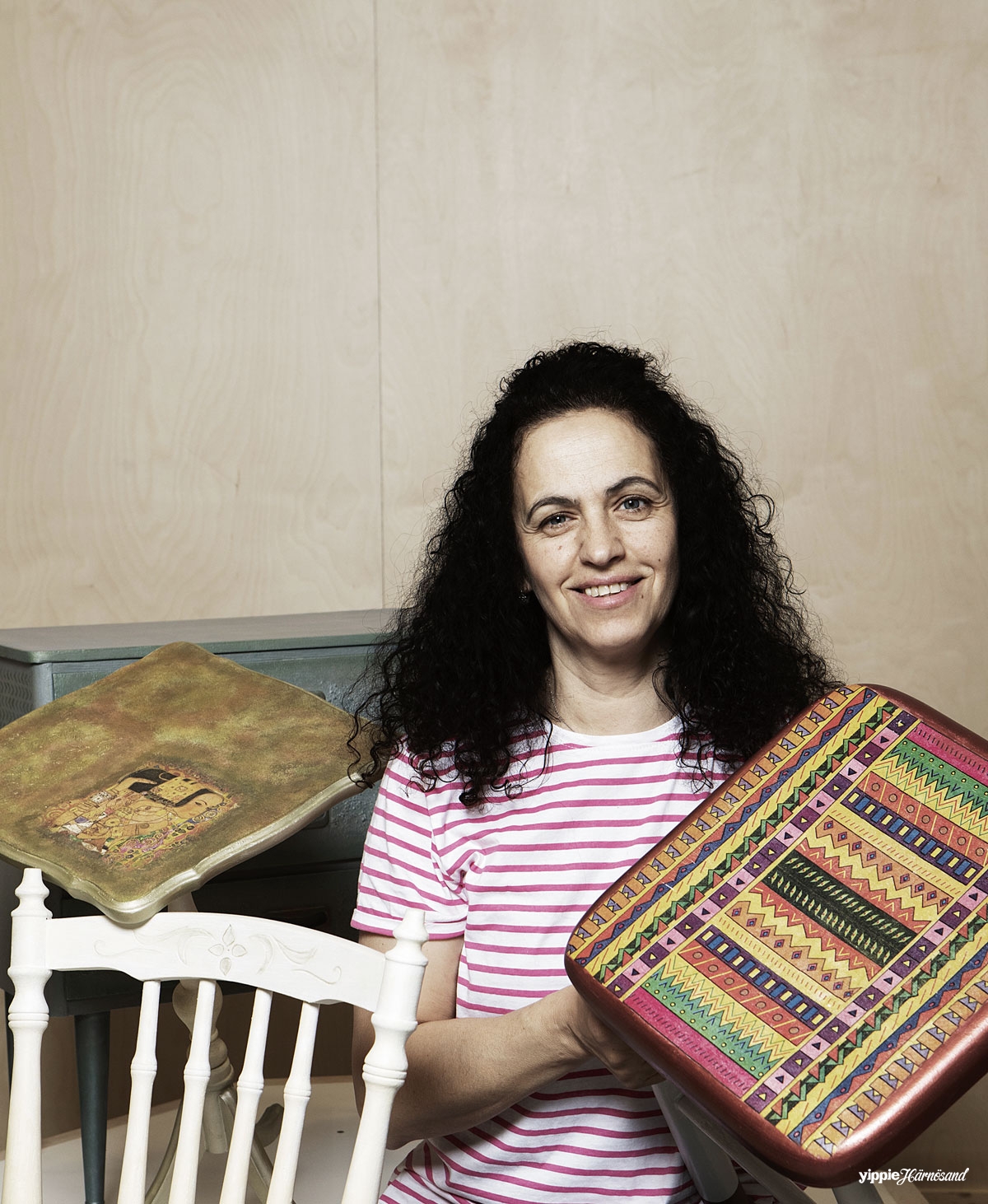 1. Mimi Chemshirova.
2. HHC BYGG.
3. Möbler med decoupage (dekorationsteknik).