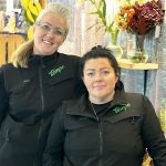   Charlotte ”Charly” Dahlberg och Anna Olsson driver Tempobutiken i Hälledal.