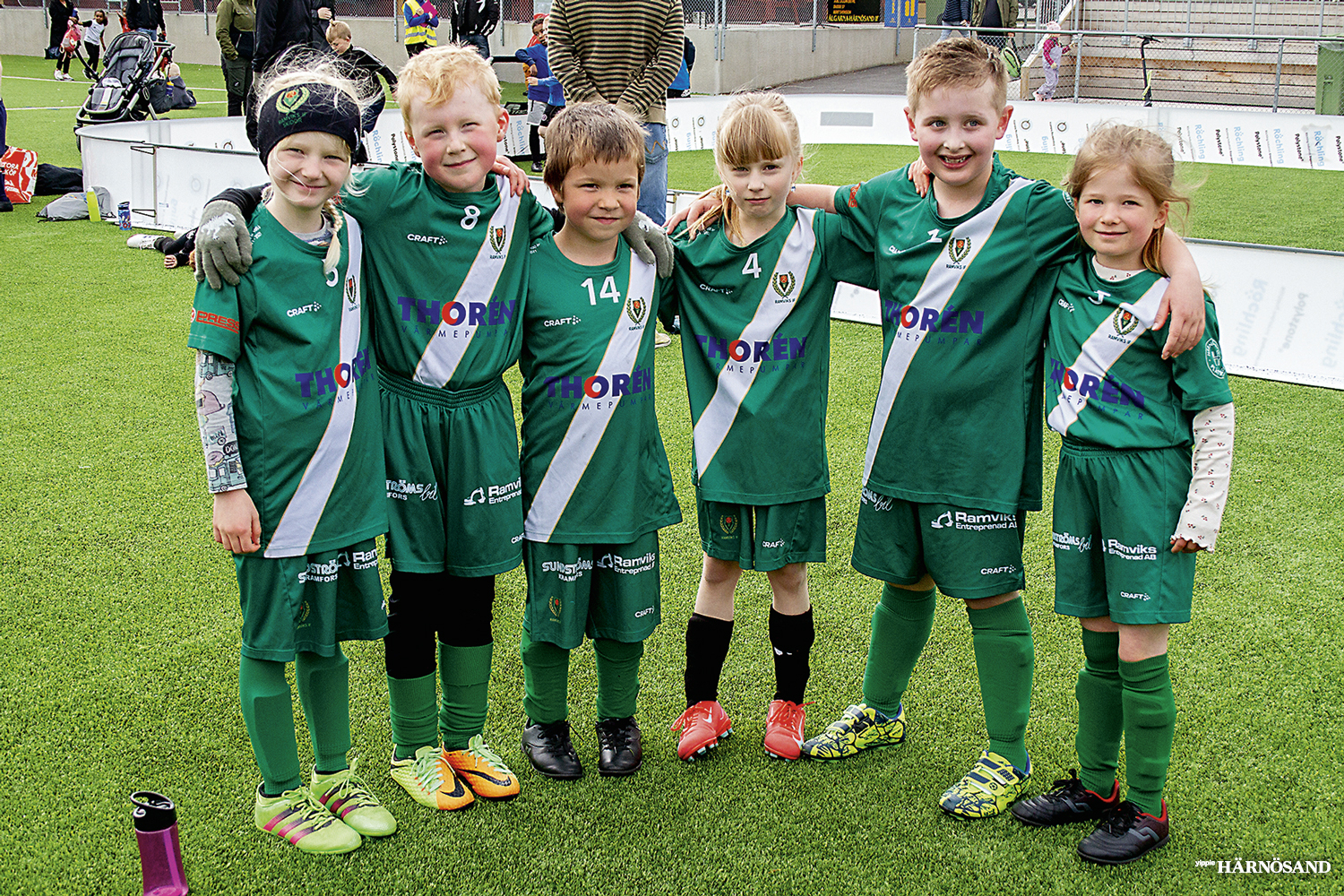 Ramviks lag från vänster: Wiola Gullsten Westman, Ziggy Arthurssohn Engström, Loke Sköld, Aijla Sjödin, Leo Öhrn och Liwia Norgren örström.