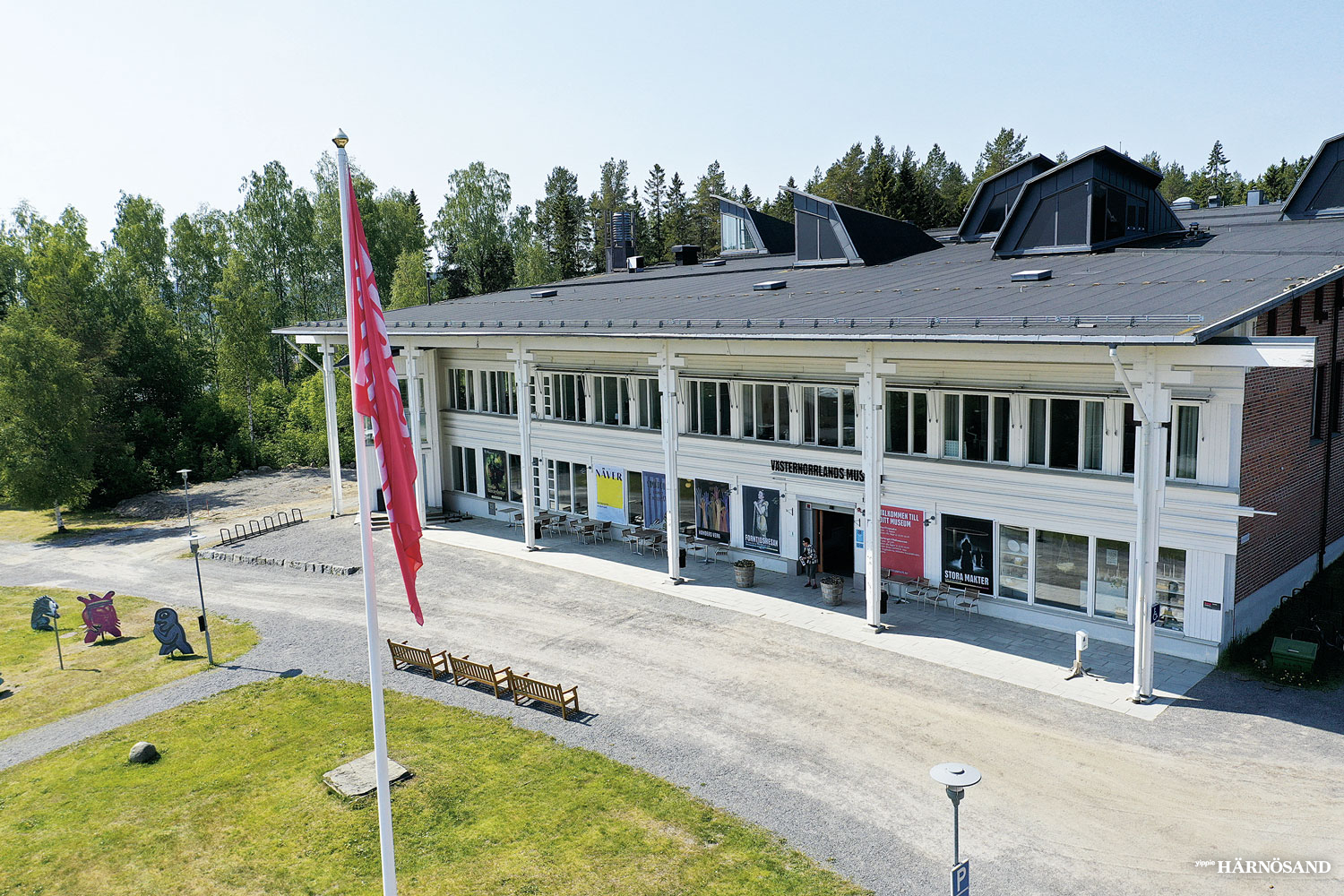 Länsmuseet bör skiljas från friluftsmuseet Murberget i framtiden enligt en utredning som gjorts.