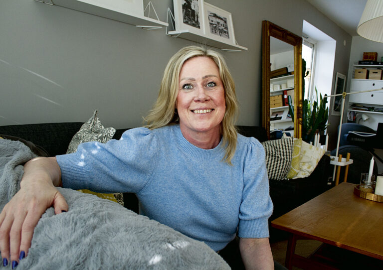 Maria Prytz unnar sig lite vila i soffan hemma efter framgångarna i OS. I mars väntar även VM i Calgary i Kanada.